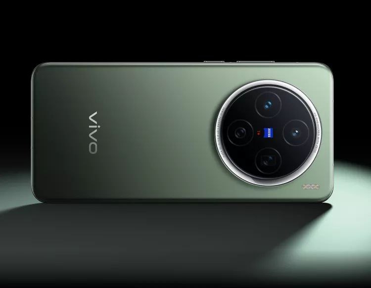 VIVO X200 ULTRA FULL DETAILS | MARKET मे आते ही मची धूम